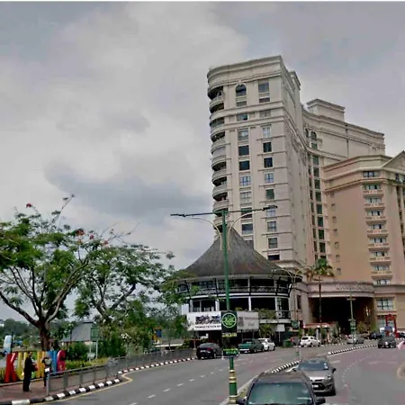 Riverbank Suites Level 12 Kuching Exterior photo