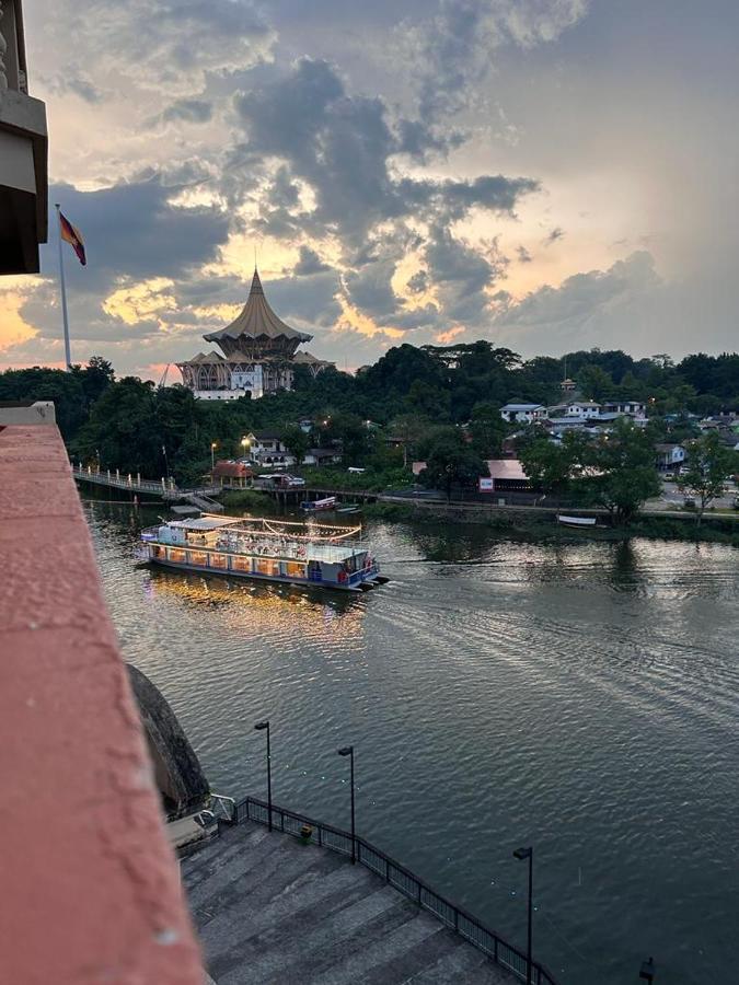 Apartment Riverbank Level 12 Kuching